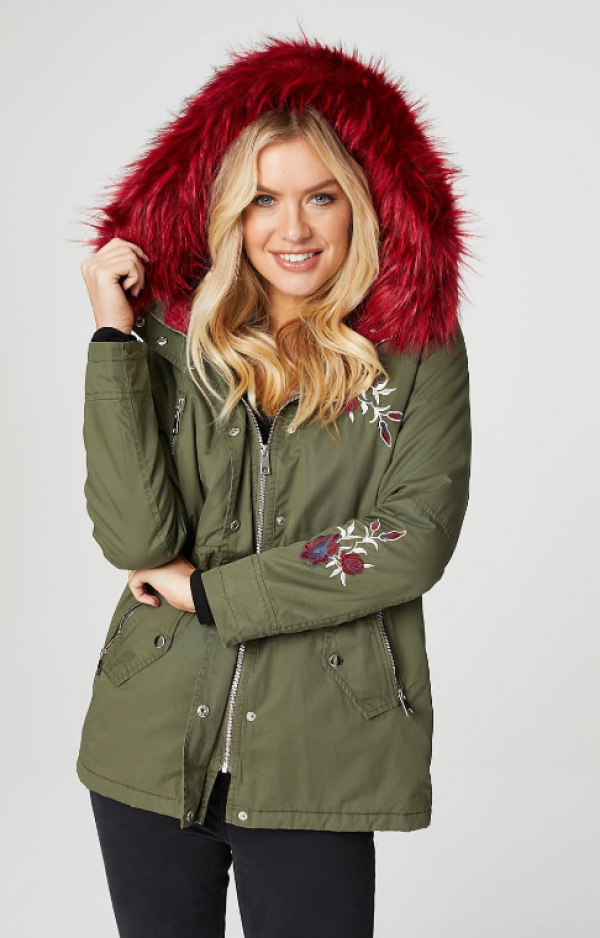 Jaket Parka dengan Detail Bordir